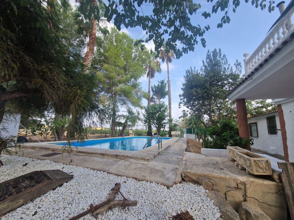 Property photo 1 of 45