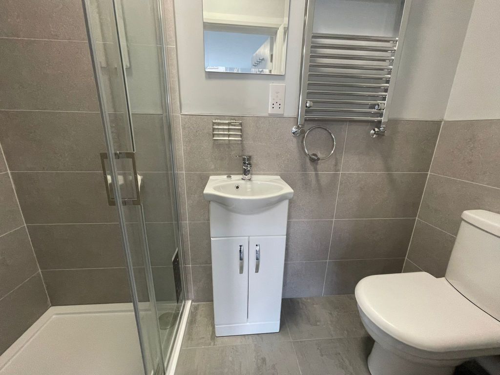 Property photo 2 of 5 33013146.Jpg