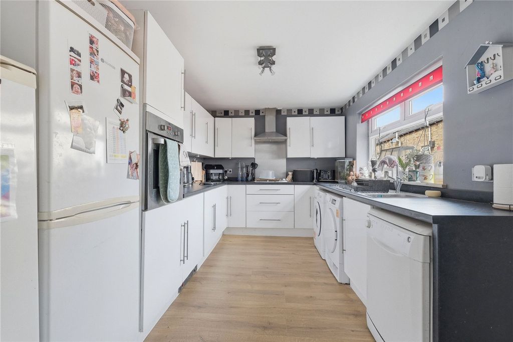 Property photo 1 of 16 Kitchen