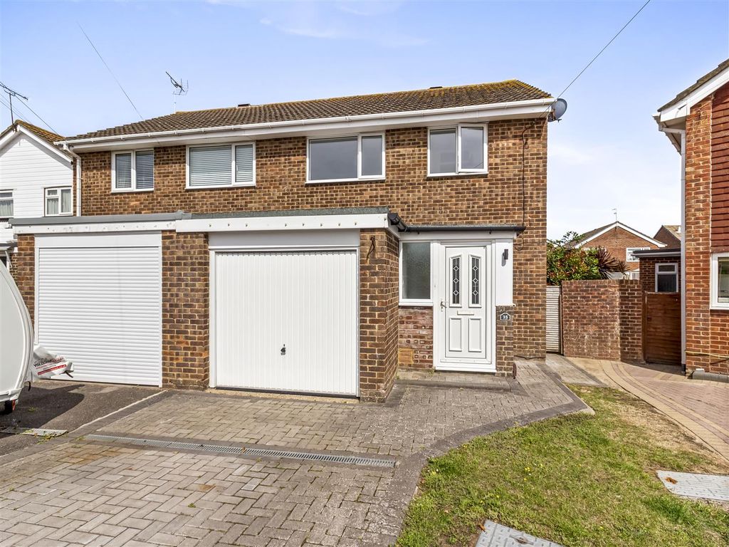 Property photo 1 of 14 35 Tavy Road-002.Jpg