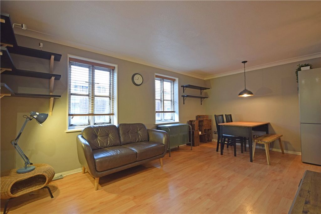 Property photo 3 of 6 Picture No. 07