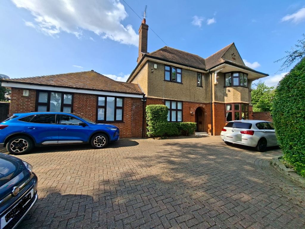 Property photo 1 of 20