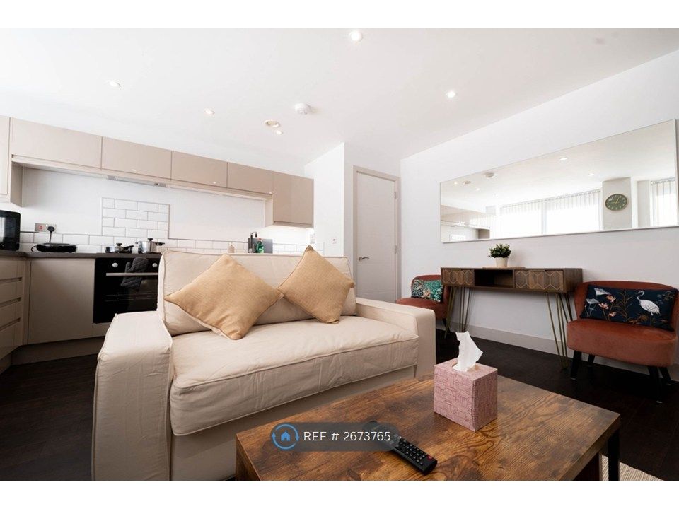 Property photo 2 of 20