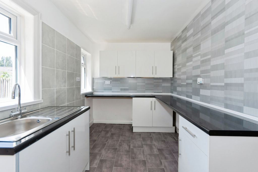 Property photo 2 of 14 Pbox-Img.Jpg