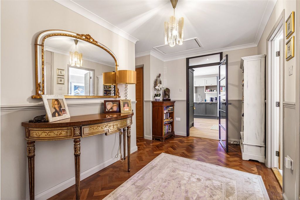 Property photo 2 of 28 Picture No. 28