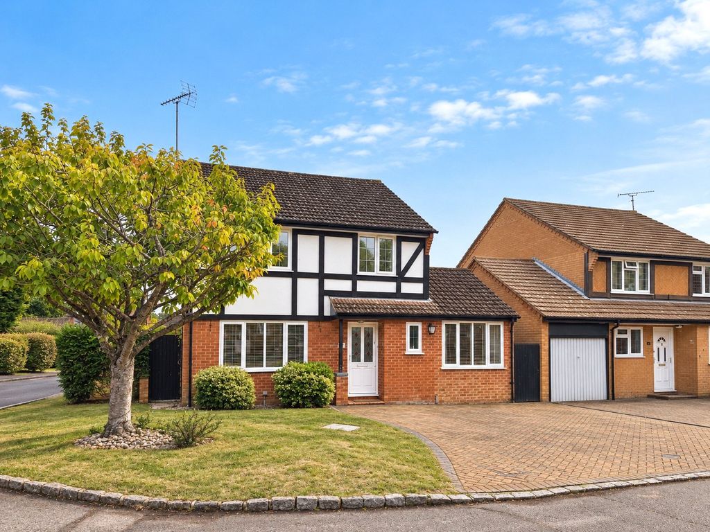 Property photo 1 of 35 Picture No. 04