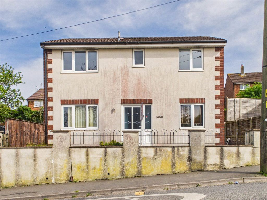 Property photo 1 of 20 Picture No. 32