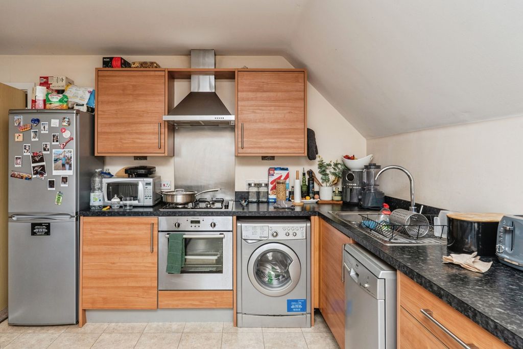 Property photo 2 of 8 Pbox-Img.Jpg
