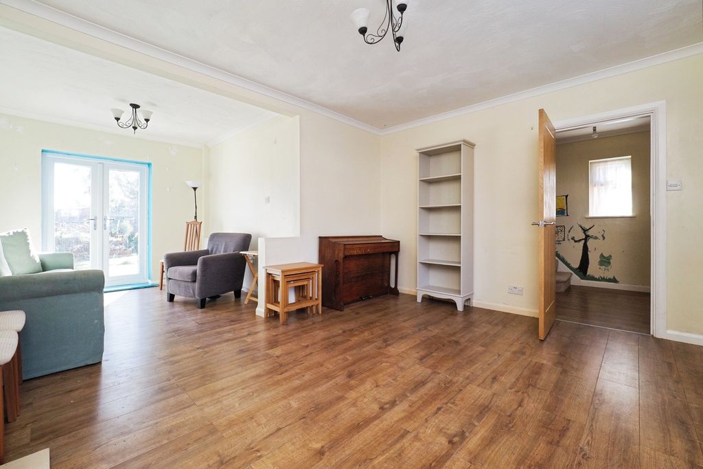 Property photo 2 of 18 Pbox-Img.Jpg