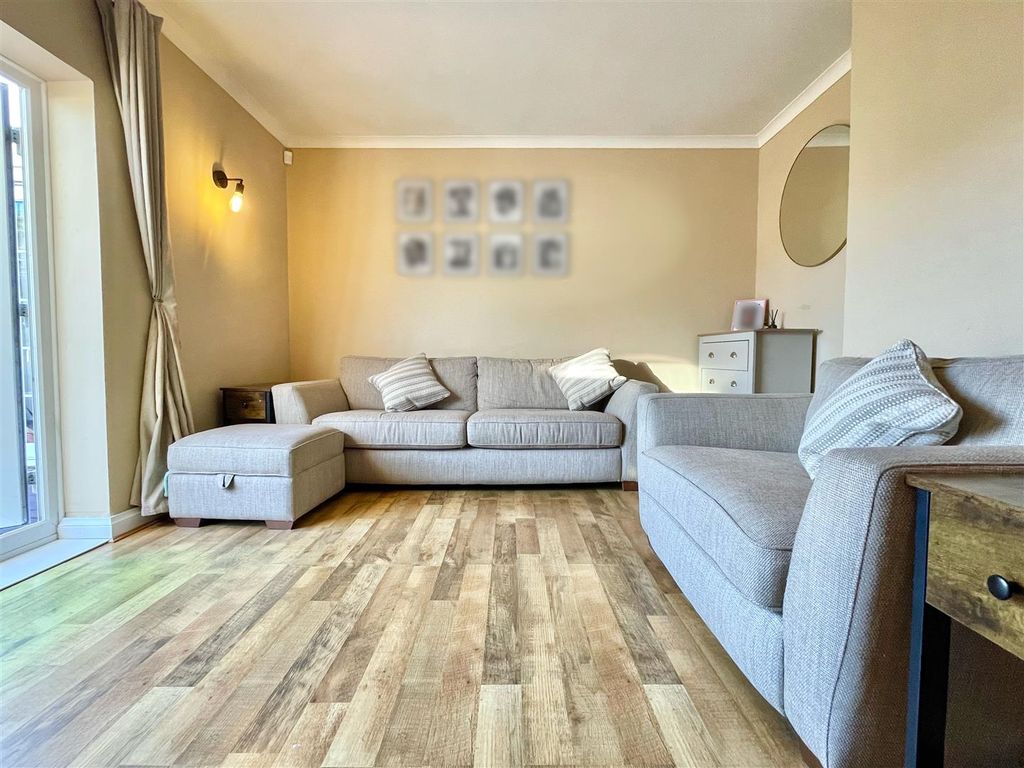 Property photo 3 of 33 Img_1769.Jpeg