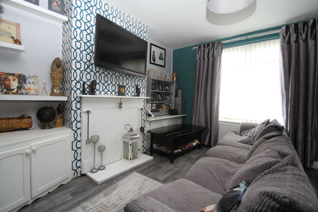 Property photo 2 of 11 Reception Room