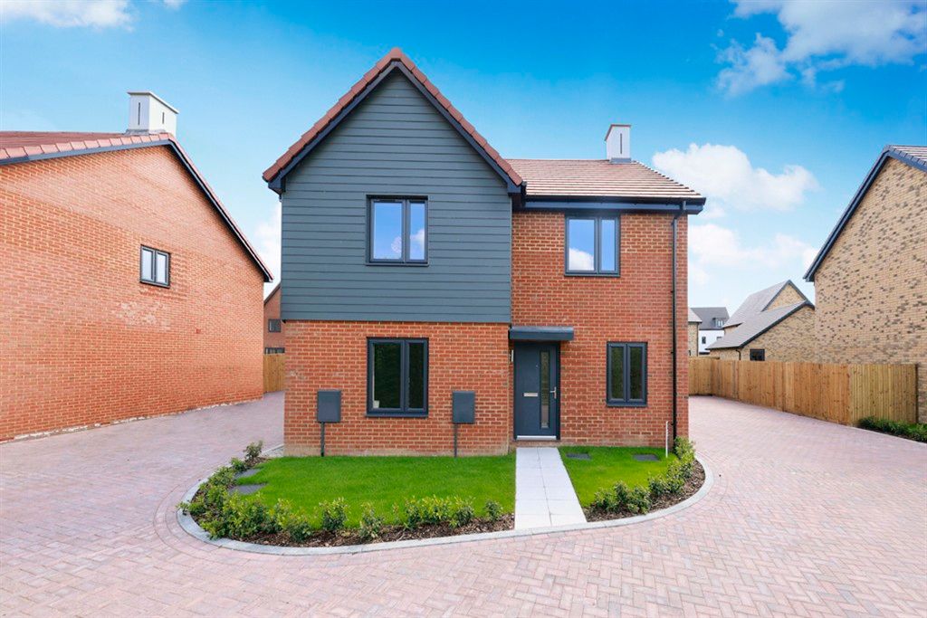 Property photo 1 of 18 Front