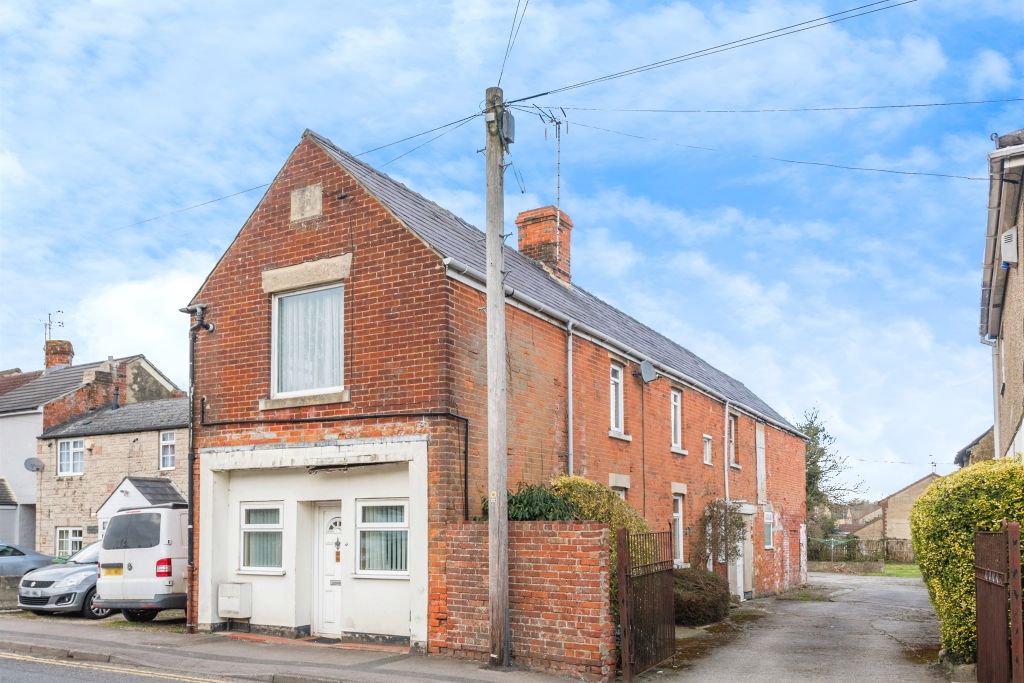 Property photo 1 of 17