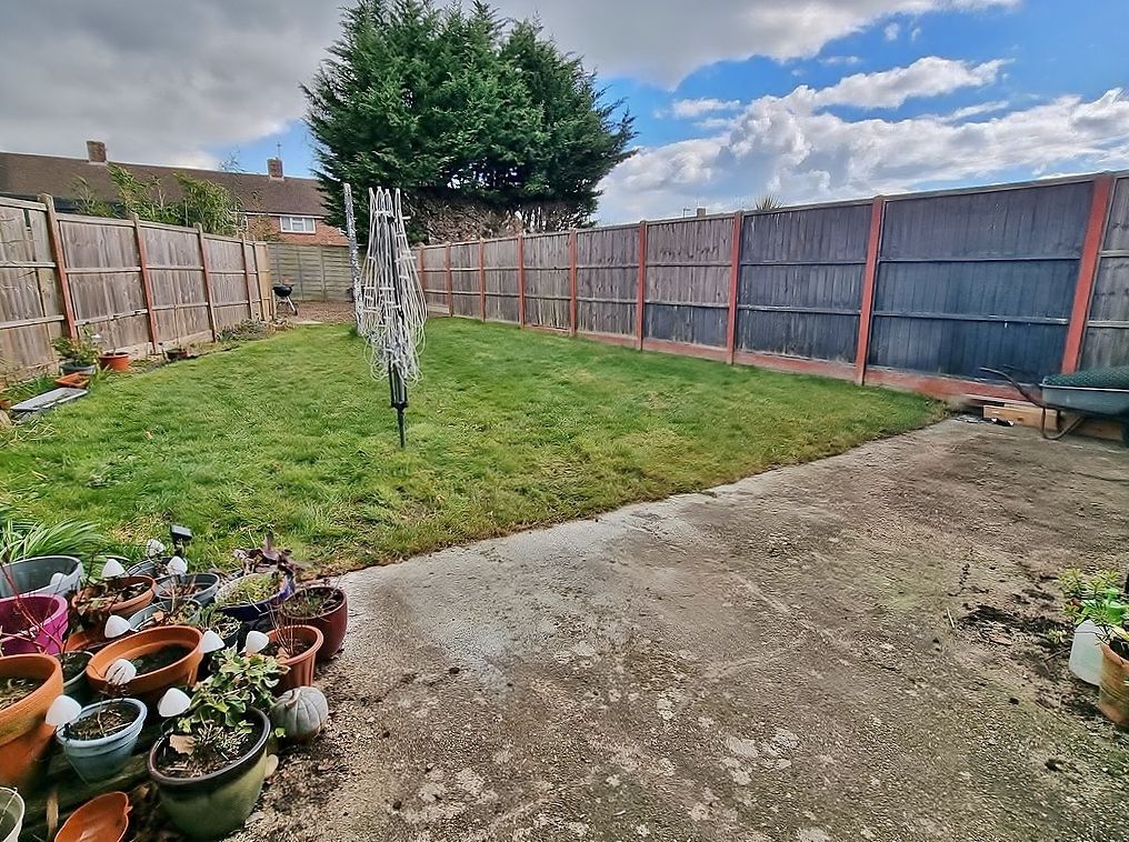 Property photo 2 of 13