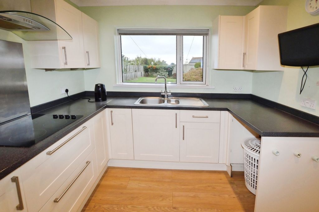 Property photo 2 of 12 Pbox-Img.Jpg