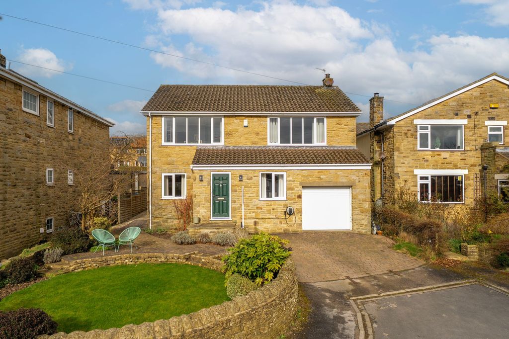 Property photo 1 of 24