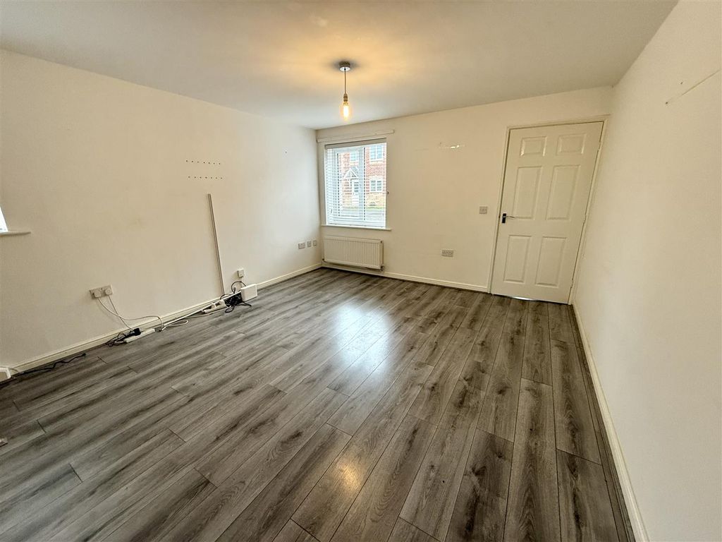 Property photo 2 of 16 Img_5549.Jpeg