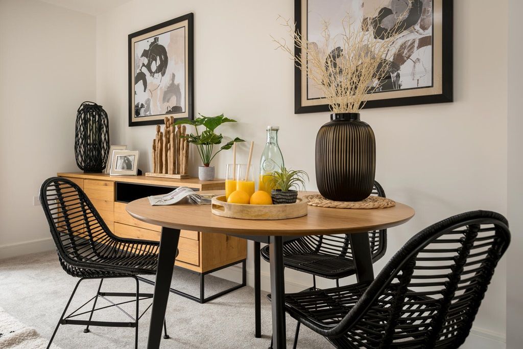 Property photo 3 of 6 Large, Open Plan Living Space To Relax And Eat