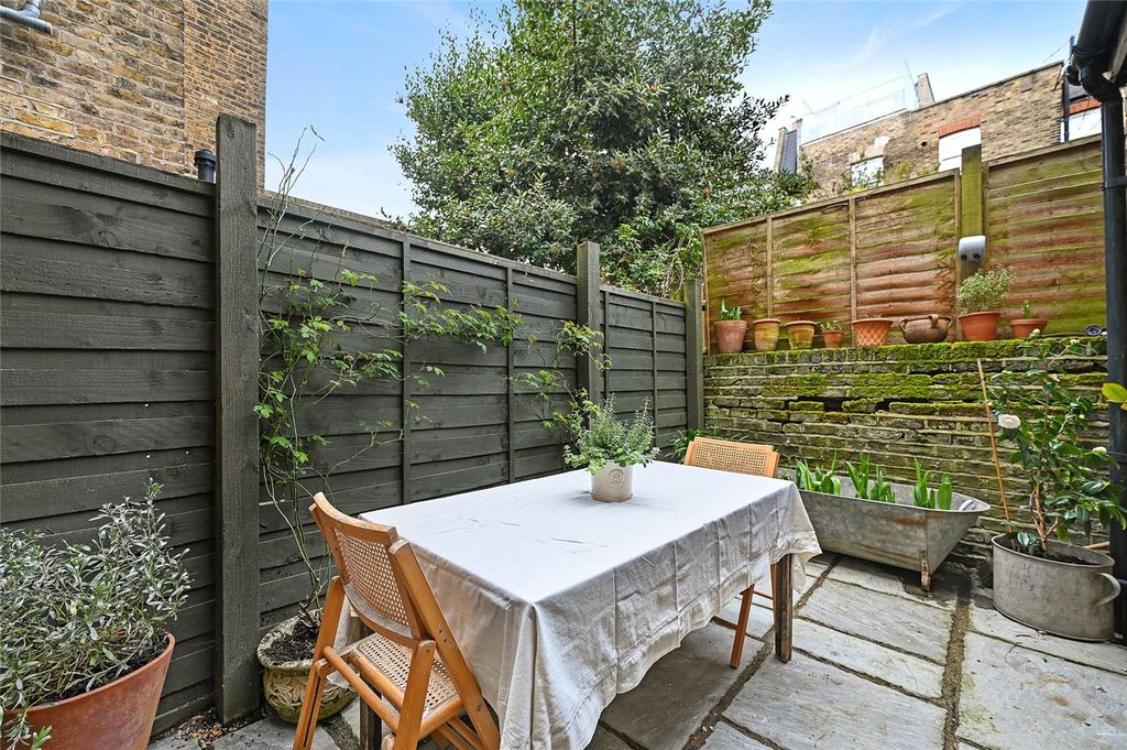 Property photo 3 of 7 Picture No. 09