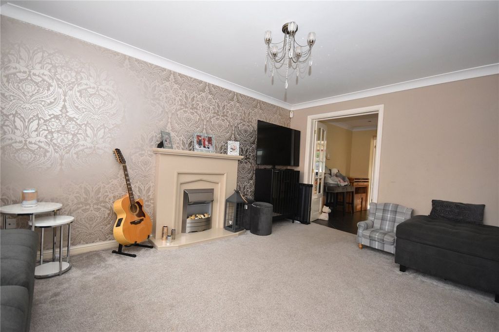Property photo 2 of 21 Picture No. 05