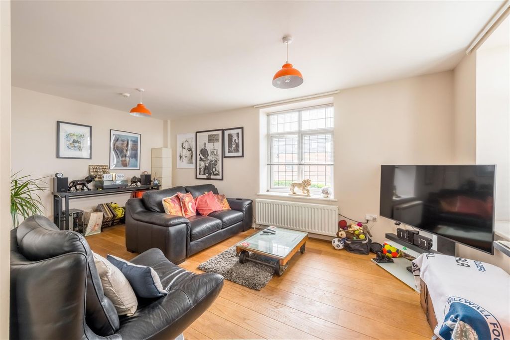 Property photo 3 of 17 Flat 4 Newick Place-6.Jpg