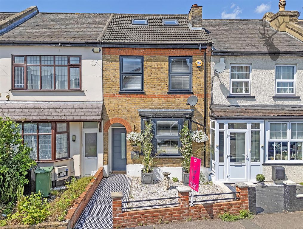 Property photo 1 of 25