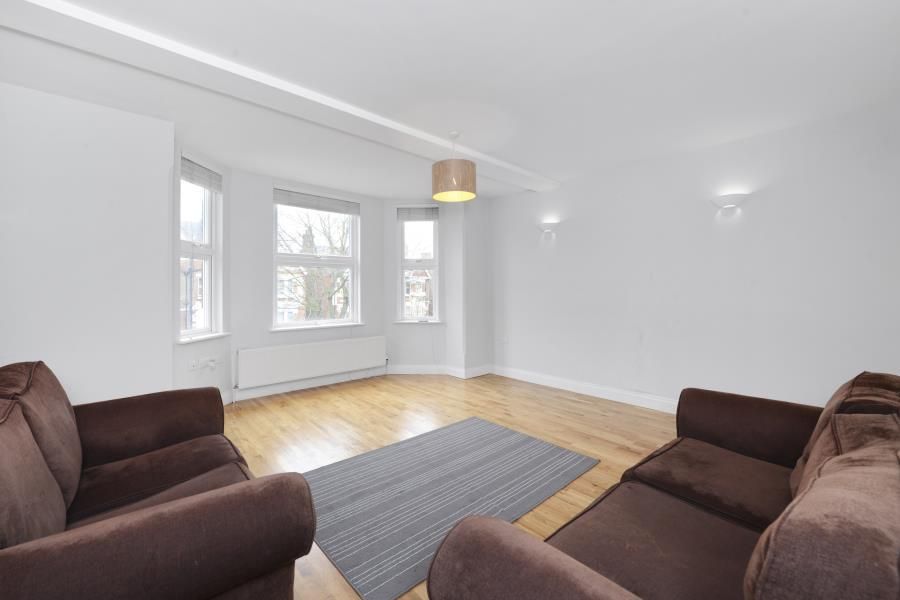 Property photo 2 of 8