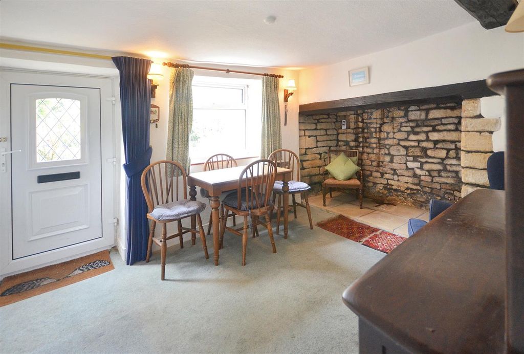 Property photo 2 of 12 Dining Room