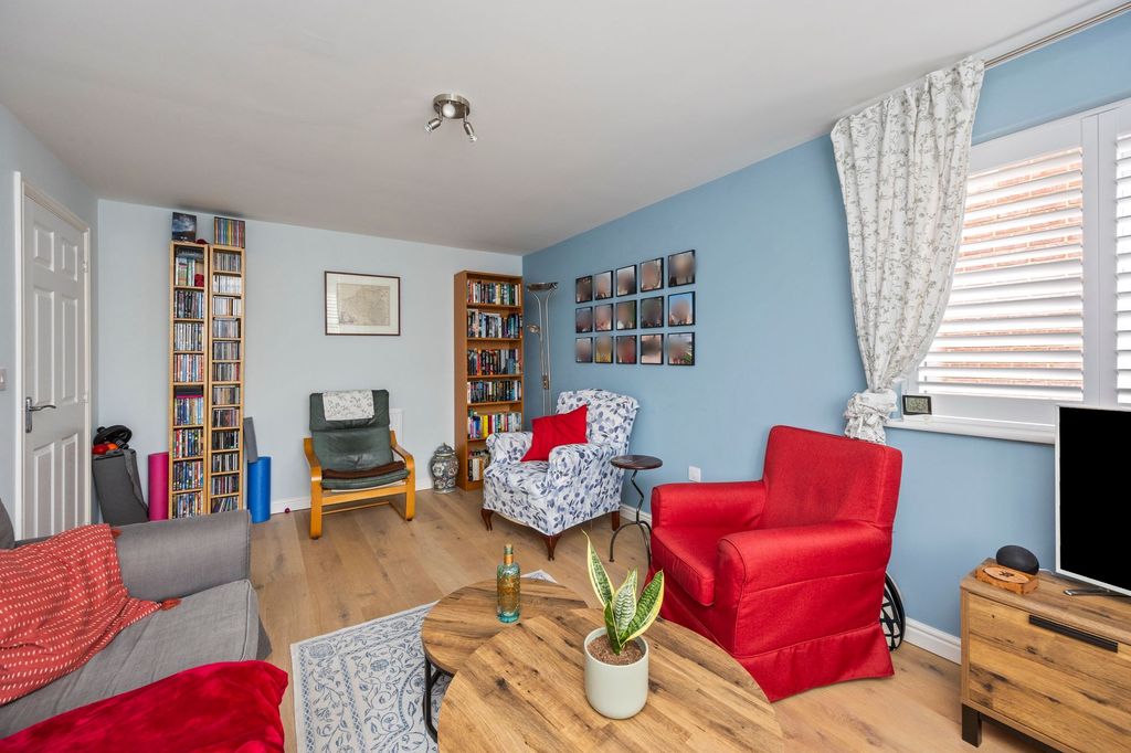 Property photo 3 of 22 Living Room