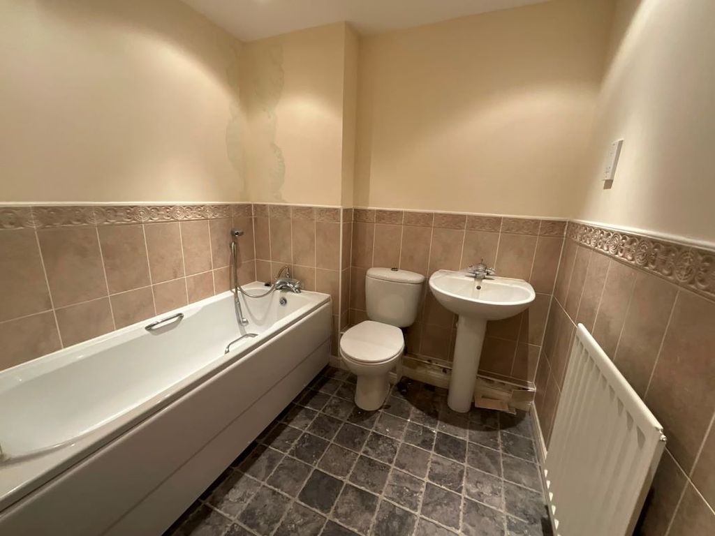 Property photo 3 of 3 Image 3