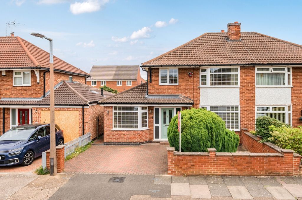 Property photo 1 of 23 1484704-1-6A427ee11Dcf2