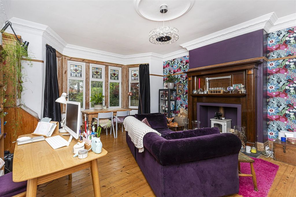 Property photo 2 of 51