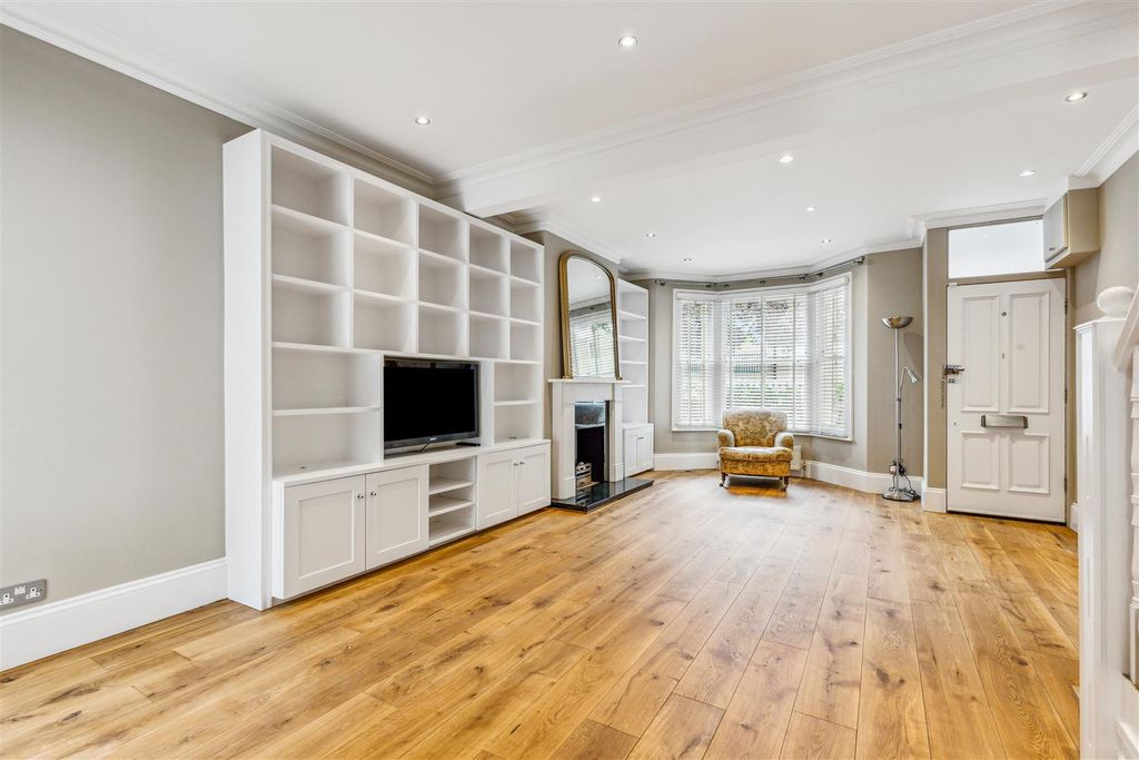Property photo 3 of 14 Fraser Street, W4 - For Sale