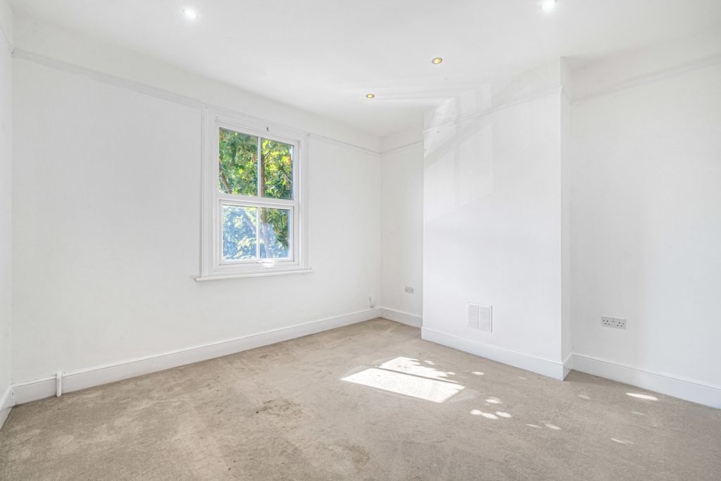 Property photo 3 of 17 Reception Room