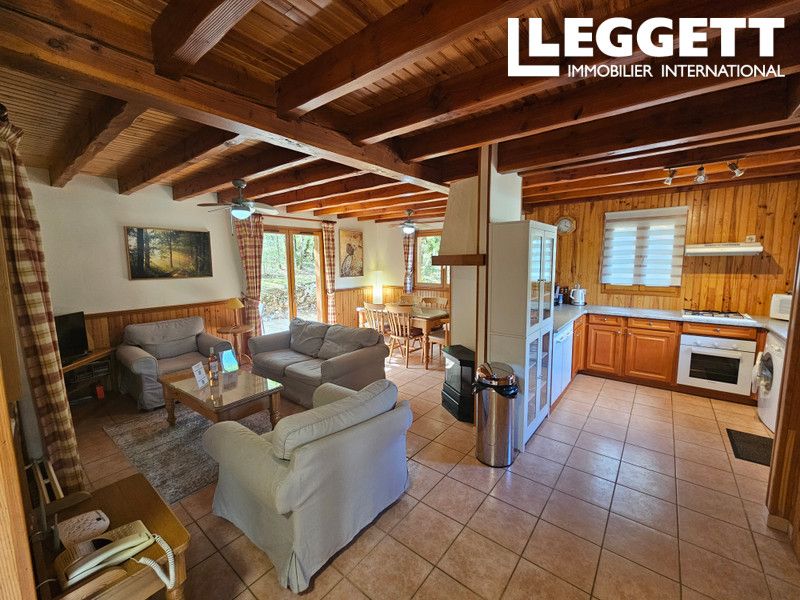 Property photo 2 of 8