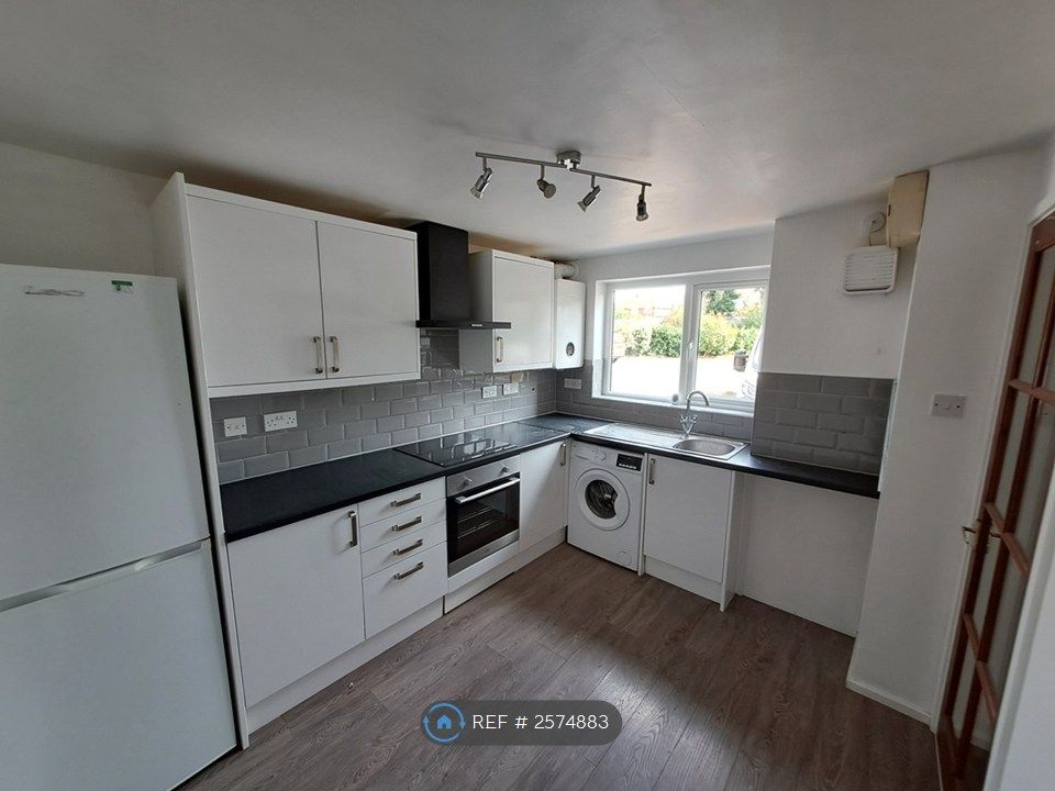 Property photo 1 of 23