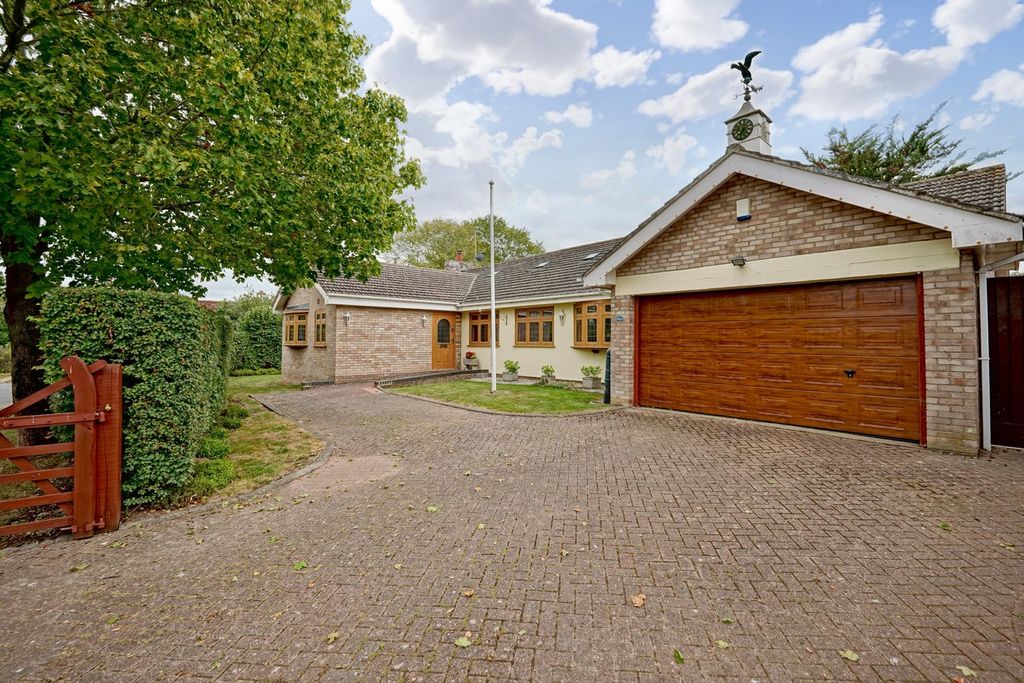 Property photo 1 of 22