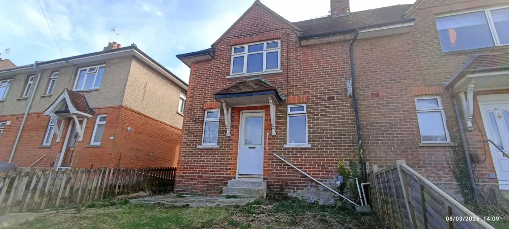 Property photo 1 of 16 Front