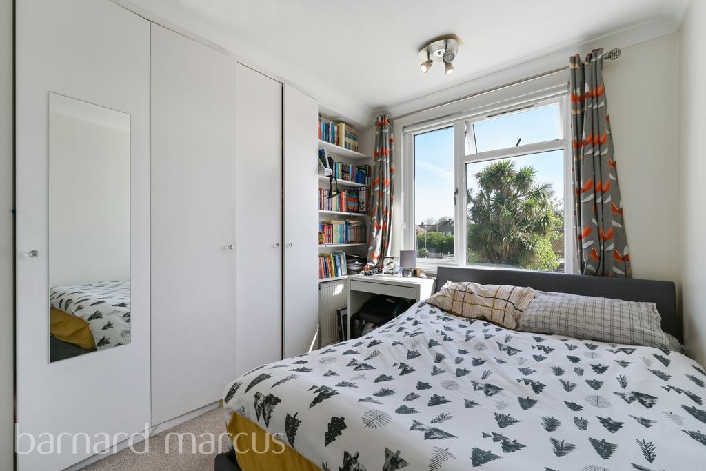 Property photo 2 of 8 Image