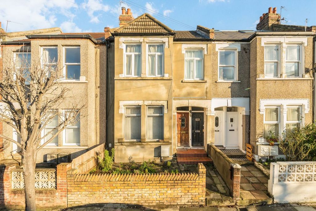 Property photo 1 of 2