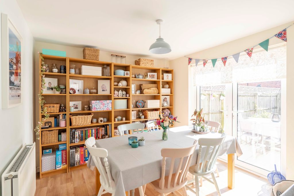 Property photo 2 of 20 Photo 2