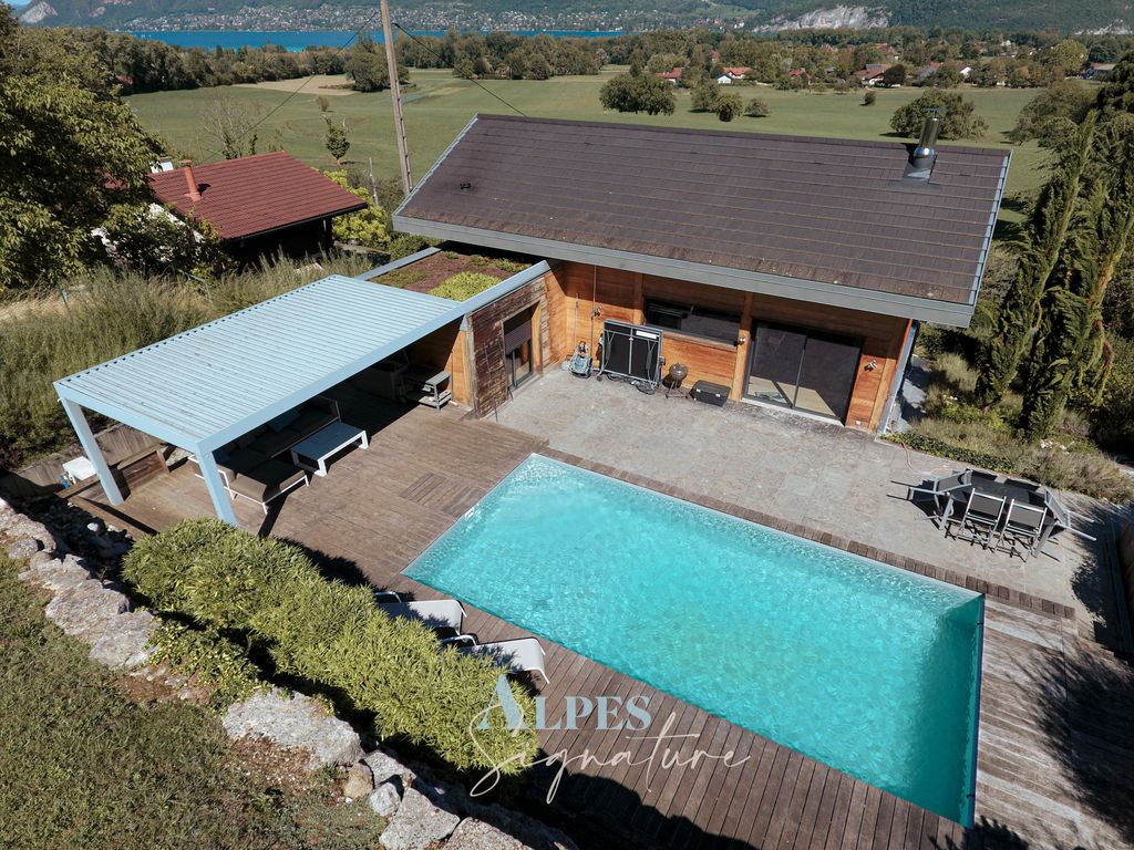 Property photo 2 of 26