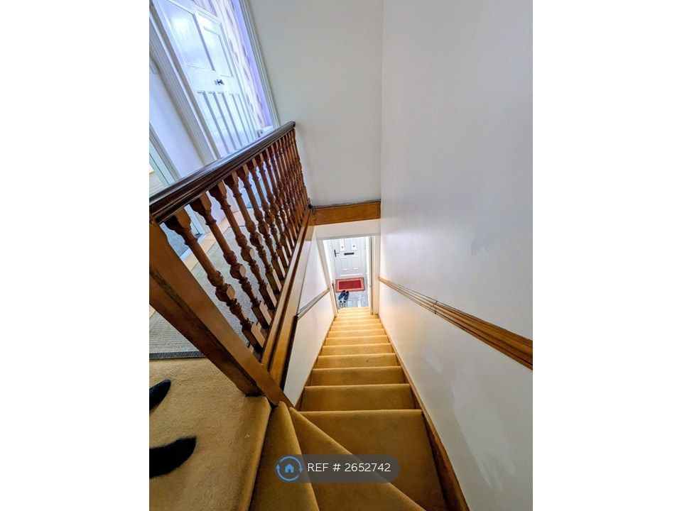 Property photo 1 of 7 Stairs Leading To Flat