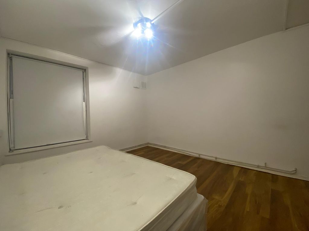 Property photo 3 of 7 Gallery