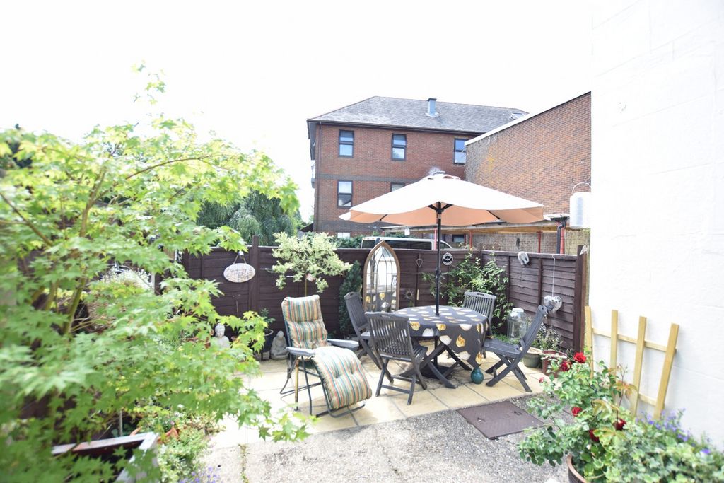 Property photo 3 of 7