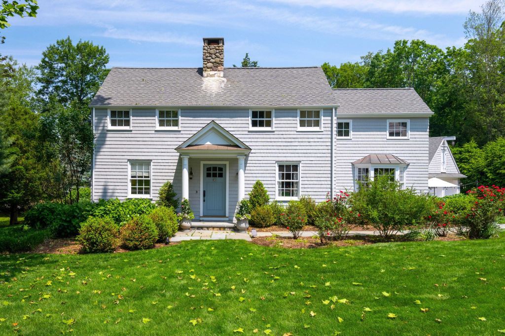 Property photo 1 of 31