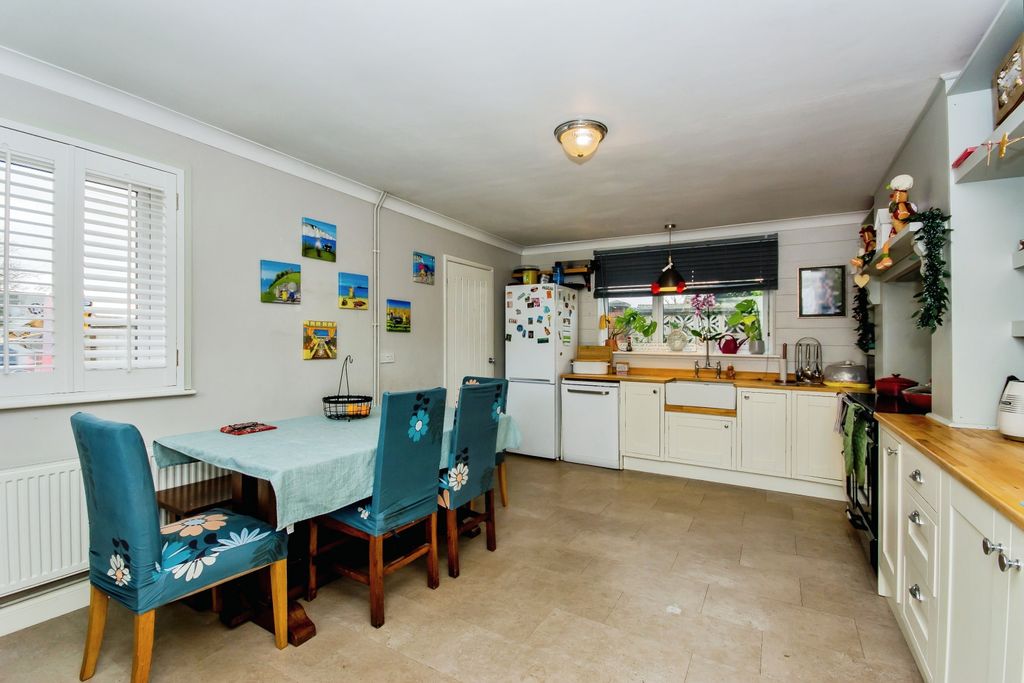 Property photo 2 of 17 Photography