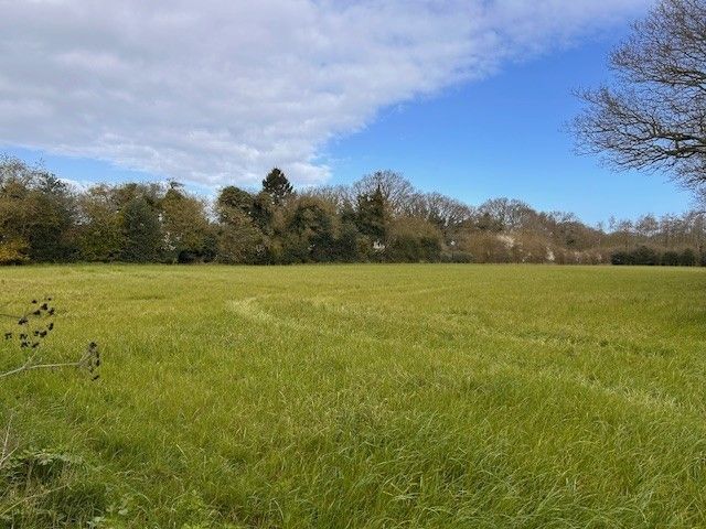 Property photo 1 of 2