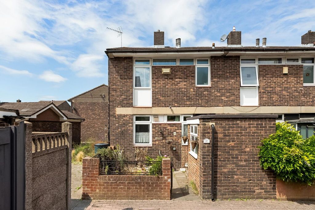 Property photo 3 of 10 3.Jpg