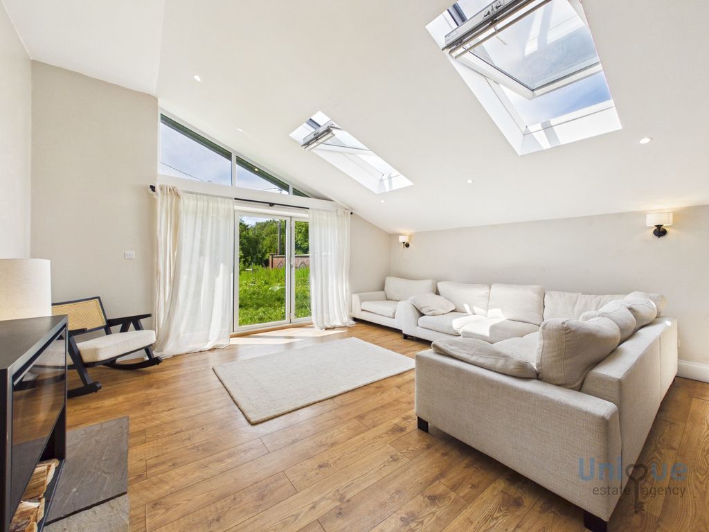 Additional image 6 of 4 bed flat for saleMoss House Lane, Westby PR4
